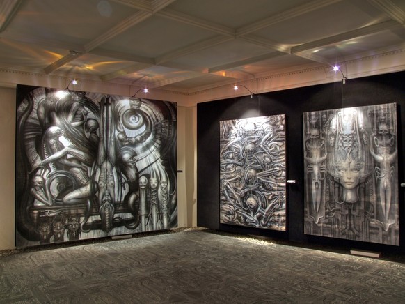 L’exposition laisse également la place à des œuvres volumineuses de l’artiste.