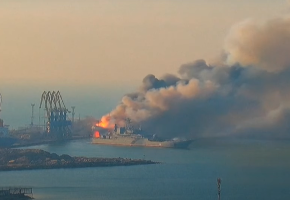 Un incendie s'est déclaré à la suite de l'explosion.