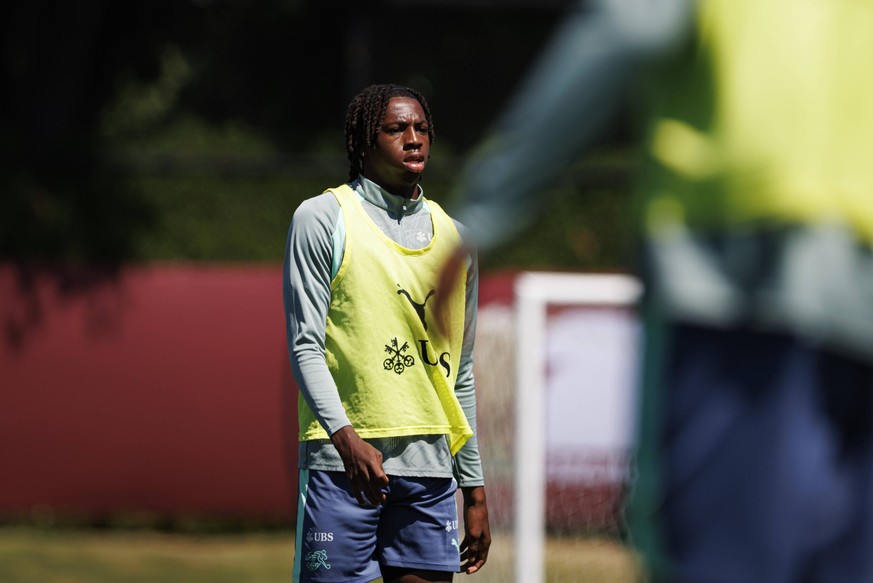 Johan Manzambi seen during Official training session of Switzerland national team, Nationalteam before Round of 16 game with Colombia Gal Amador/Ball Raw Images Vancouver National Soccer Development C ...