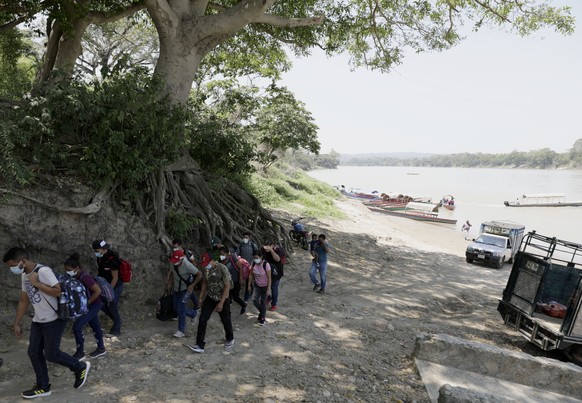 Asylsuchende aus Guatemala auf ihrem Weg in die USA.