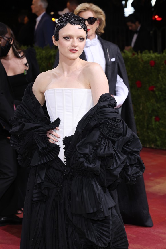 epa09923891 Maisie Williams on the red carpet for the 2022 Met Gala, the annual benefit for the Metropolitan Museum of Art's Costume Institute, in New York, New York, USA, 02 May 2022. The event ...