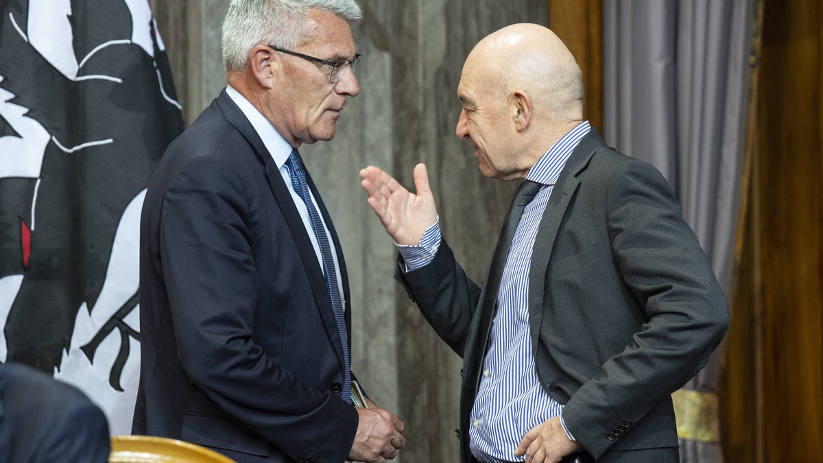 Munitions-Milliarde-und-Waffenexporte-Schnellsch-sse-im-Parlament