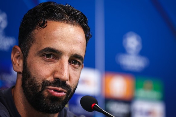 epa11608101 Sporting CP head coach Ruben Amorim addresses a press conference at the Alvalade Stadium in Lisbon, Portugal, 16 September 2024. Sporting CP will face LOSC Lille in their first match of th ...