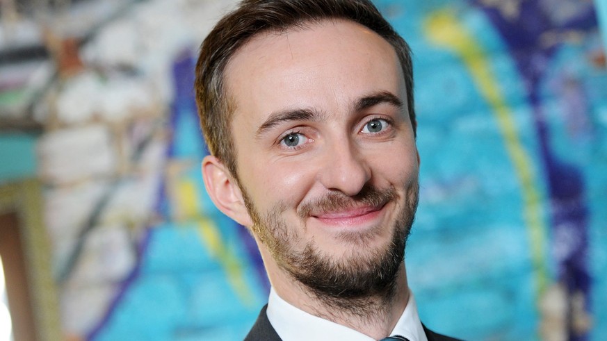 epa05246428 (FILE) A file picture dated 22 February 2012 shows German comedian and television host Jan Boehmermann posing in Berlin, Germany. According to reports, German prosecutors have on 06 April  ...