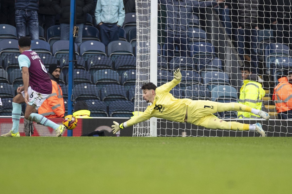 Blackburn Rovers FC v Burnley FC - Sky Bet Championship James Trafford 1 GK of Burnley FC makes a save during the Sky Bet Championship match between Blackburn Rovers and Burnley at Ewood Park in Black ...