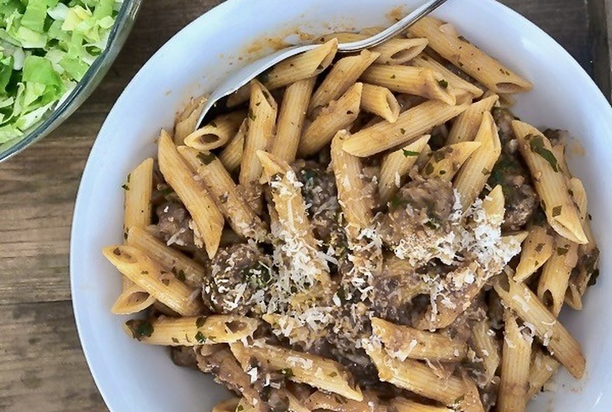 Antonio Carluccio&#039;s Penne con salsiccia.