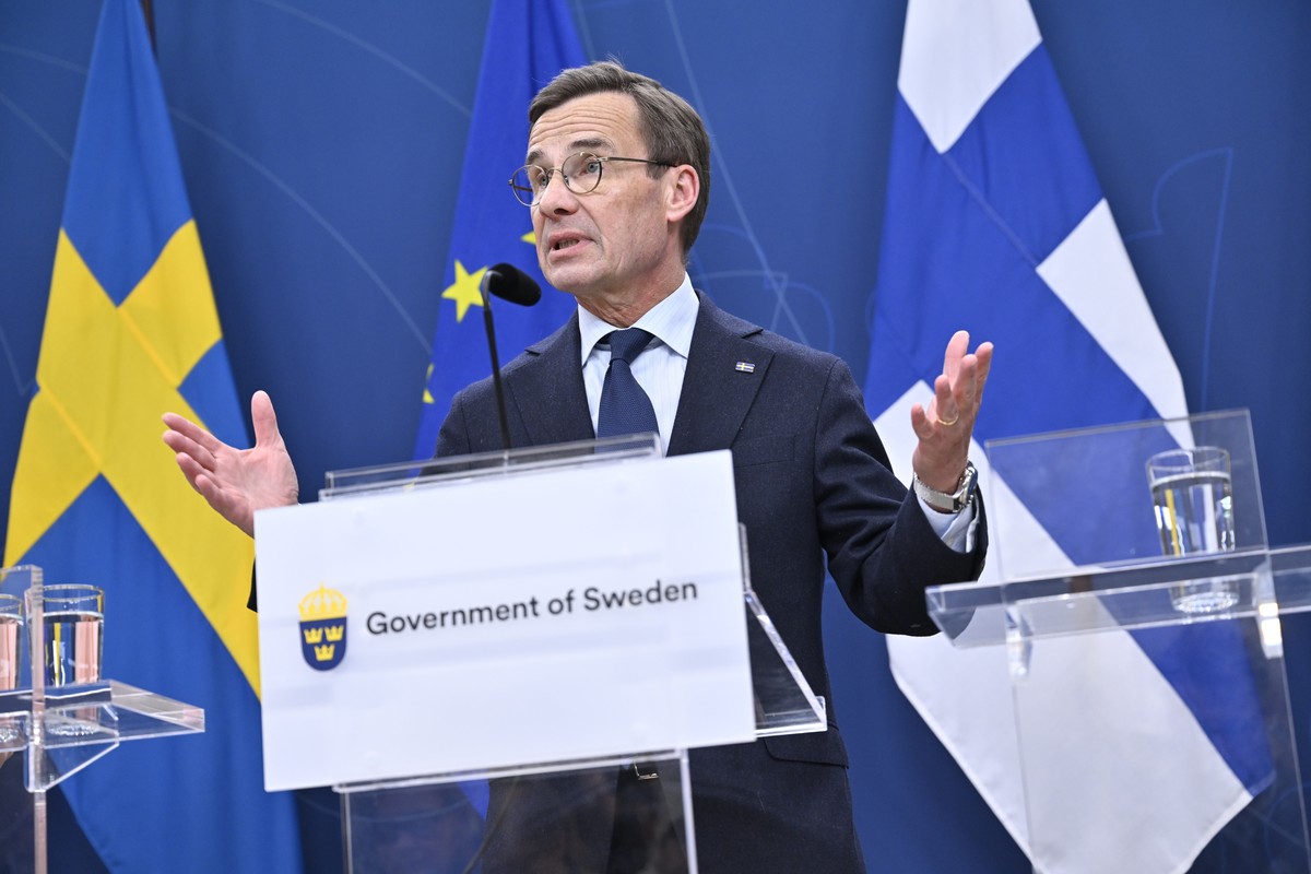 epa11089903 Sweden's Prime Minister Ulf Kristersson holds a news conference together with .the prime minister of Finland and the President of the European Commission (both not pictured) in Stockh ...