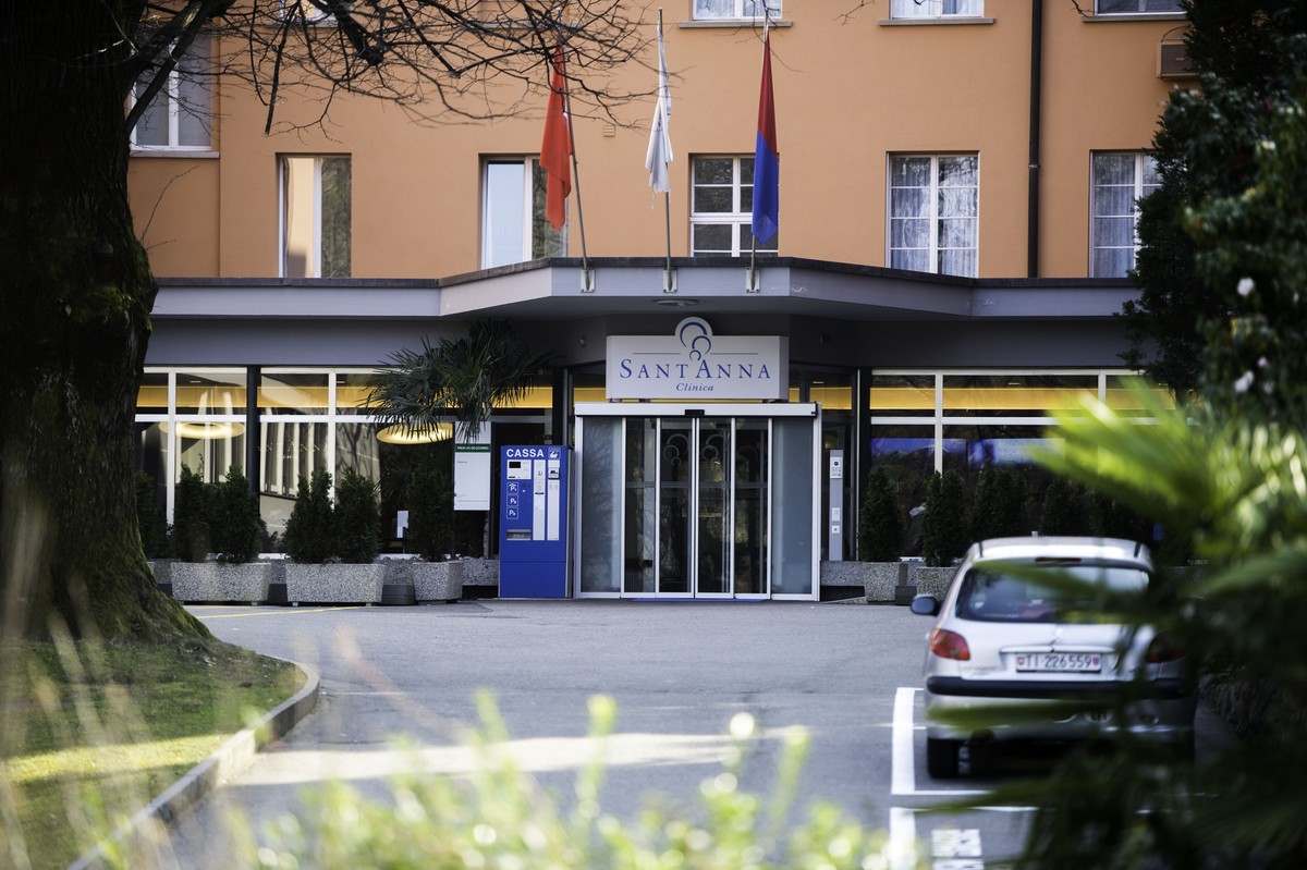 The Clinica Sant Anna di Lugano in Sorengo the southern part of Switzerland is pictured on Friday, March 13 2015. Several Media spread the rumor of Vladimir Putin's girlfriend Alina Kabajewa givi ...