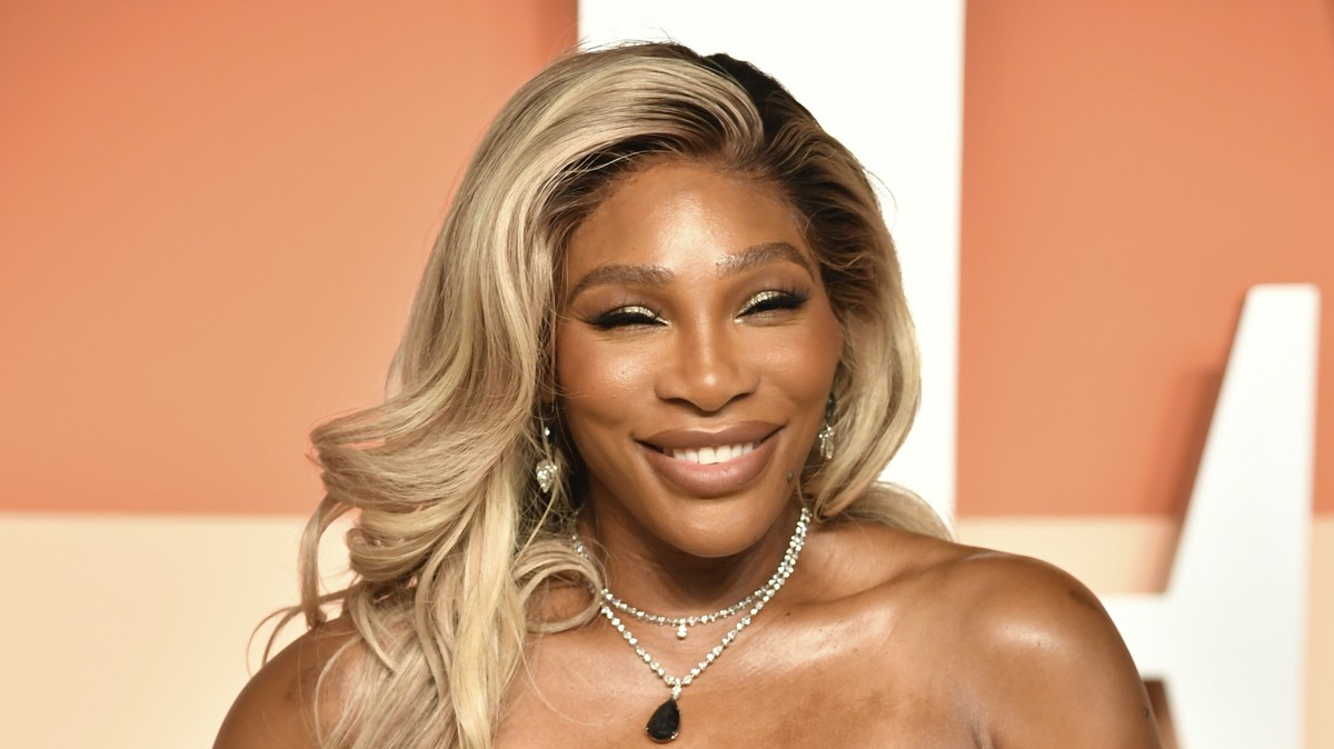 Serena Williams arrives at the Vanity Fair Oscar Party on Sunday, March 2, 2025, at the Wallis Annenberg Center for the Performing Arts in Beverly Hills, Calif. (Photo by Evan Agostini/Invision/AP)
Se ...