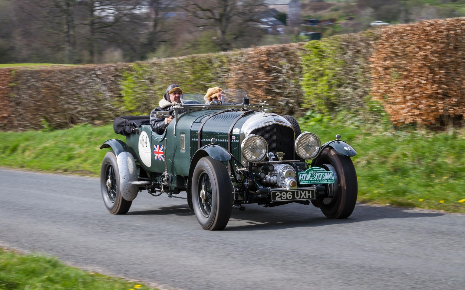 british racing green autofarben blower bentley 1930 auto design