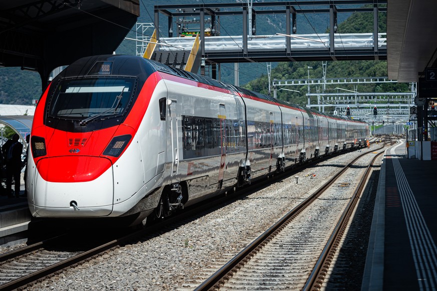 Taufe des Giruno-Zuges am Bahnhof Bellinzona, am Donnerstag, 8. August 2019, in Bellinzona. Der neue Zug Giruno soll ab Ende 2019 in der Schweiz und in Italien, zuerst zwischen Zuerich bzw. Basel und  ...