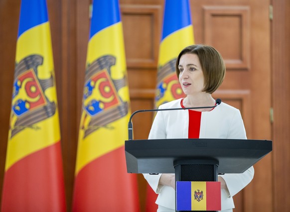 epa09888160 President of Moldova Maia Sandu speaks at a press conference with Belgian Prime Minister Alexander De Croo, during his official visit in Chisinau, Moldova, 13 April 2022. Alexander De Croo ...