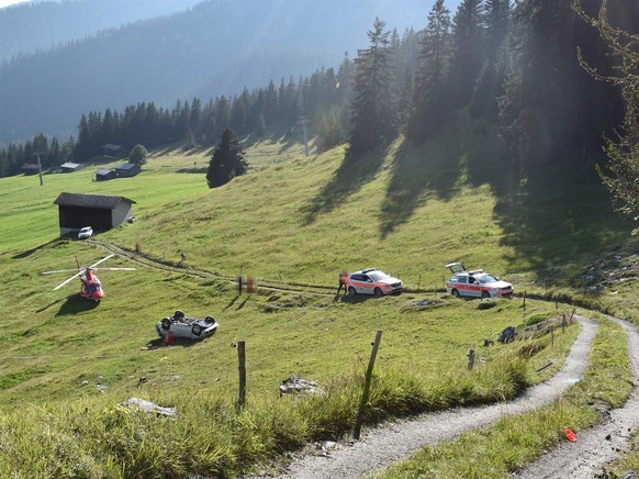 Selbstunfall auf steiler Bergstrasse fordert ein Todesopfer