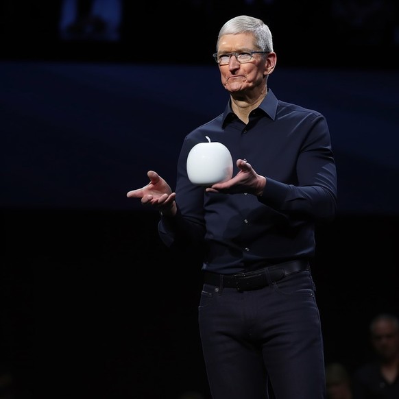 Fake-Apple-Produkt, mit falschem Tim Cook, KI-generiert. (Juni 2023)