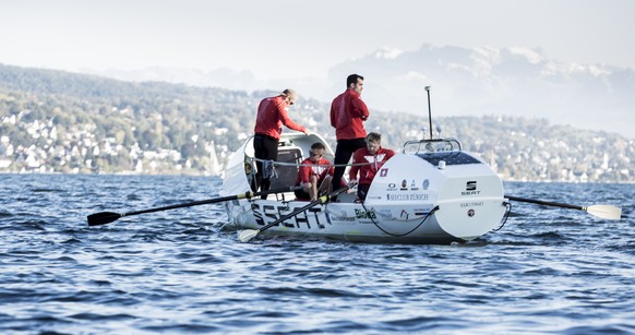 Eine enge Sache: das Schweizer Boot beim Training auf dem Zürichsee.