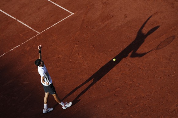 Serbia&#039;s Novak Djokovic plays gestures in his fourth round match against Spain&#039;s Albert Ramos-Vinolas at the French Open tennis tournament at the Roland Garros stadium, in Paris, France. Sun ...