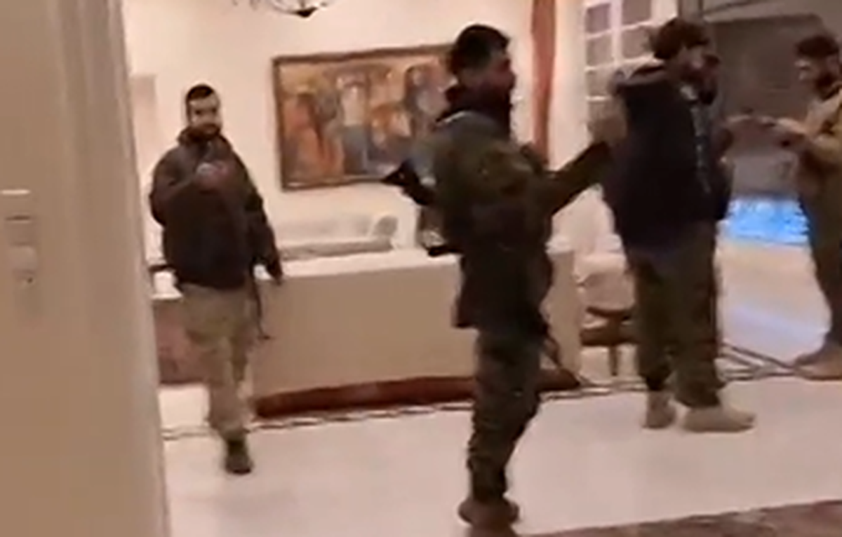 Screenshot Rebellen stürmen Assads Villa