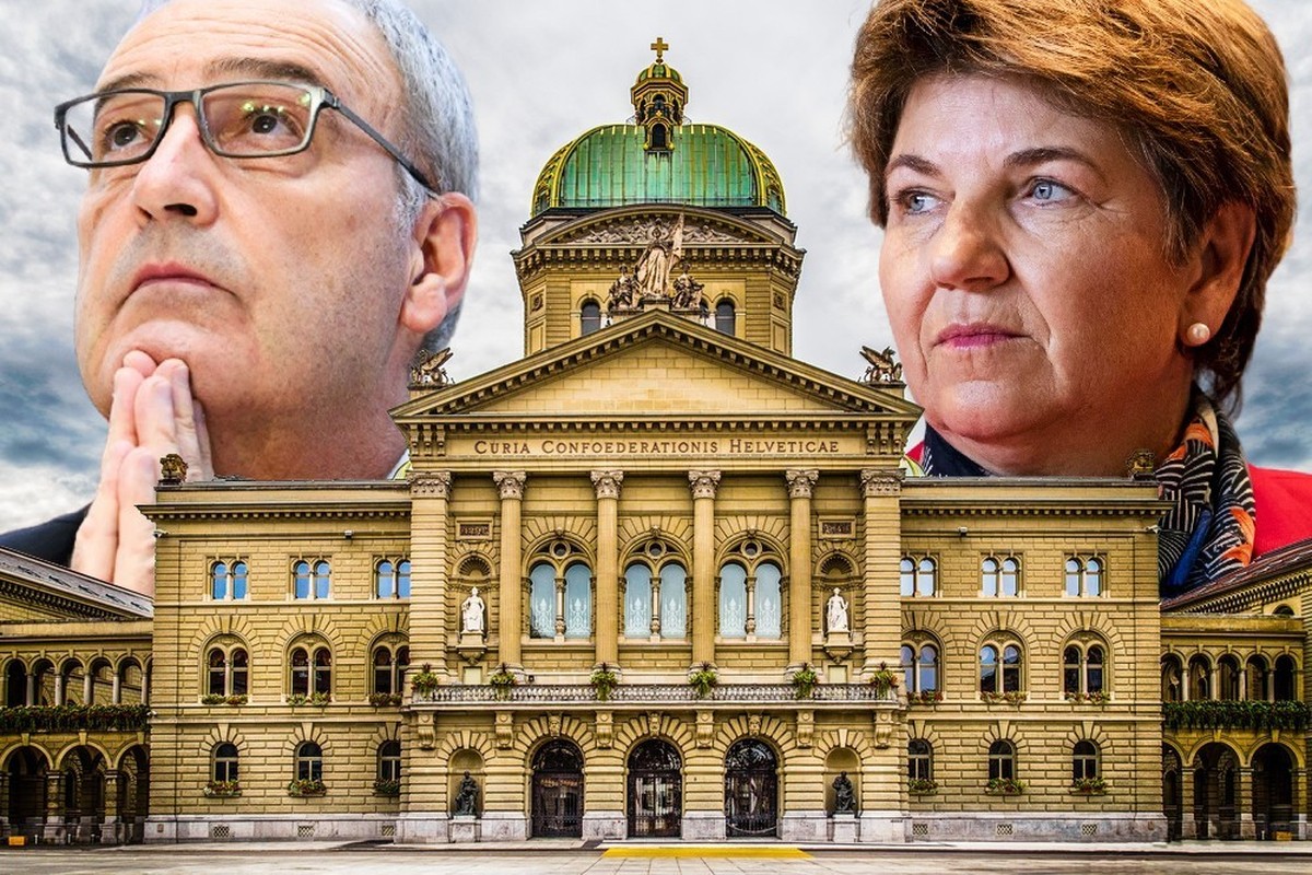 Les services de la cheffe du Département fédéral de la défense Viola Amherd et le ministre de l'Economie Guy Parmelin se renvoient la patate chaude sur le dossier des chars Ruag.