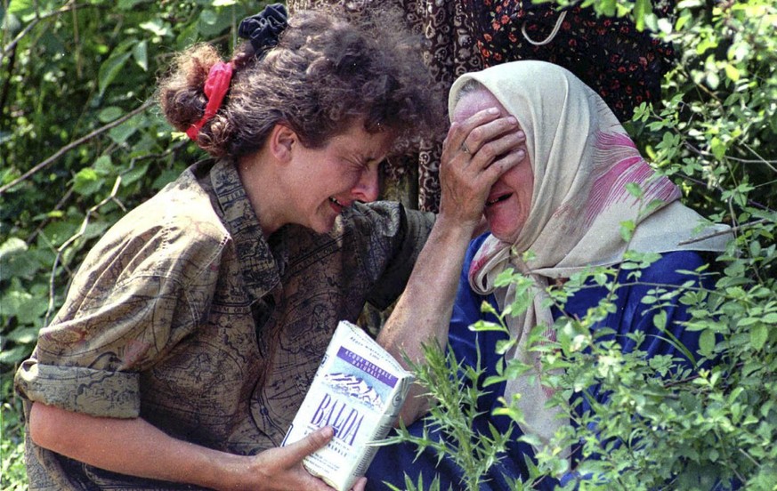 8372 Männer und Buben zwischen 13 und 78 Jahren wurden in Srebrenica von den bosnisch-serbischen Truppen unter Ratko Mladic ermordet.