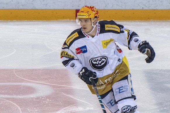 Dominik Kubalik von Ambri beim Eishockey Meisterschaftsspiel in der Qualifikation der National League zwischen dem EV Zug und dem HC Ambri Piotta vom Samstag, 3. Maerz 2019 in Zug. (PPR/Urs Flueeler)
