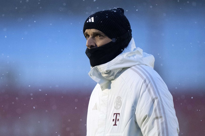 Bayern&#039;s head coach Thomas Tuchel arrives for a team&#039;s training session in Munich, Germany, Tuesday, Nov. 28, 2023 prior to the Champions League group A soccer match between Bayern Munich an ...