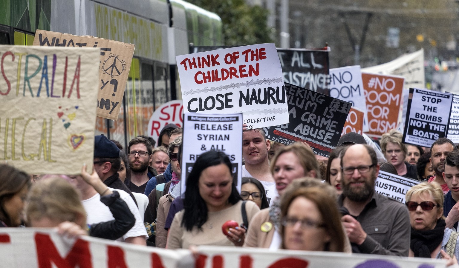 MELBOURNE, AUSTRALIA - SEPTEMBER 12: People take part in the European Wide Day of Action to Welcome Refugees on September 12, 2015 in Melbourne, Australia. Prime Minister Tony Abbott announced an addi ...