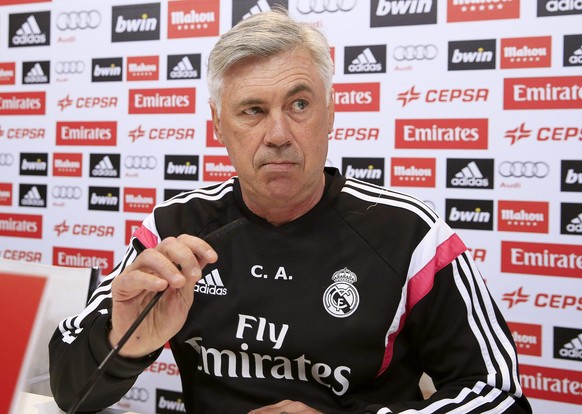 epa04761753 Real Madrid&#039;s Italian head coach Carlo Ancelotti attends a press conference at Valdebebas Sport city in Madrid, Spain, 22 May 2015. Real Madrid will face Getafe CF in the Spanish Prim ...