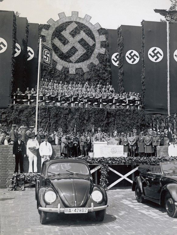 GERMANY - JANUARY 01: Foundation stone for the Volkswagen factory in Fallersleben, near Wolfsburg, Germany, on the occasion of Aldolf Hitler?s 50th birthday. Photography. 1938. (Photo by Imagno/Getty  ...