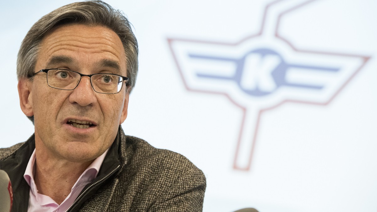 Der neue Besitzer des EHC Kloten Hans-Ulrich Lehmann spricht an der Medienkonferenz, aufgenommen am Montag, 2. Mai 2016, in Glattfelden. Der Zuercher Unternehmer Hans-Ulrich Lehmann hat sich mit den b ...