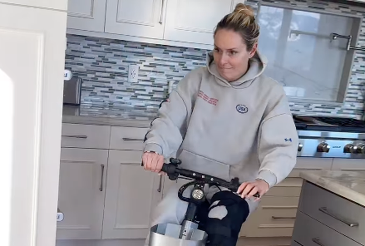 Lindsey Vonn stellt ihr neues Gefährt vor.