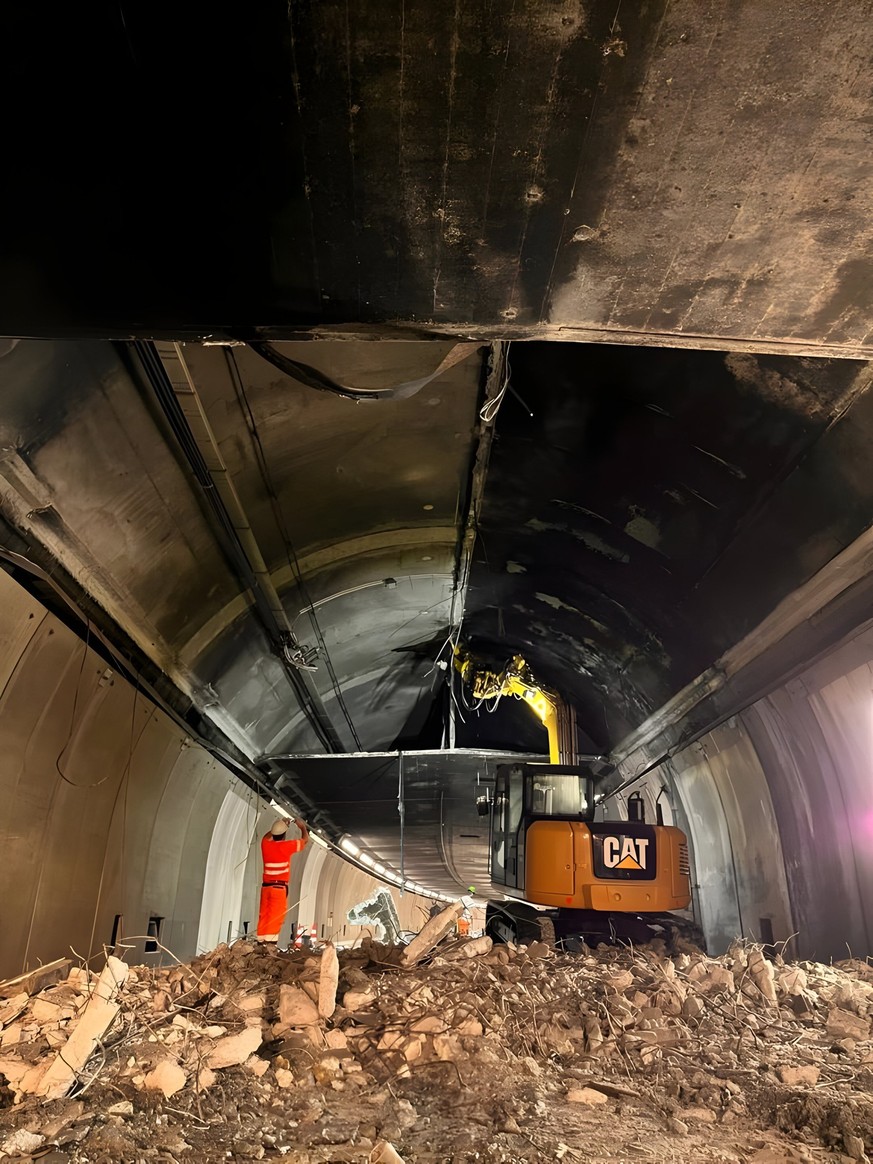 Gotthard Arbeiten Tunnel
