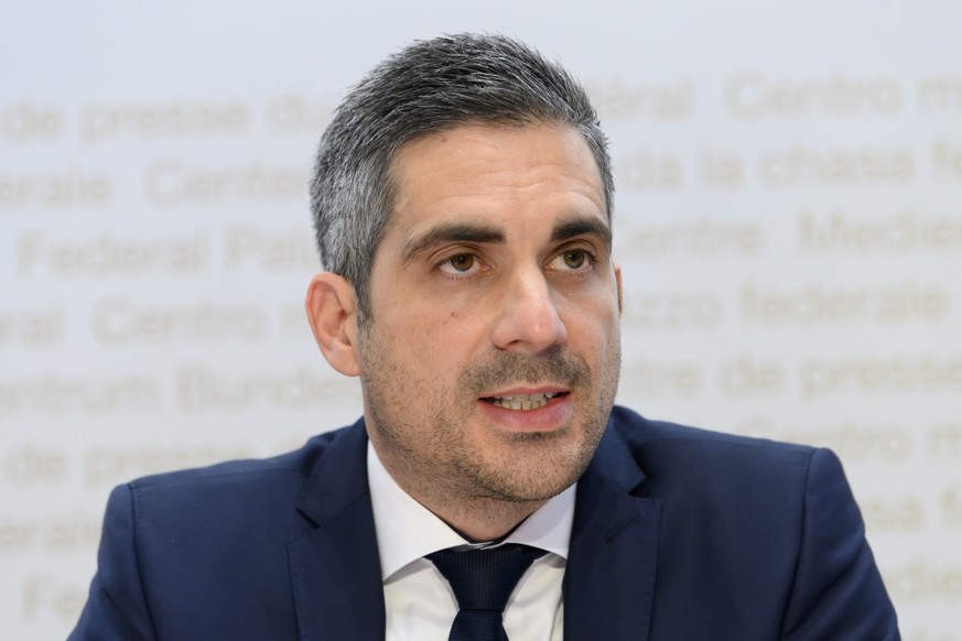 Darko Savic, Projektleiter Neues Kampfflugzeug, armasuisse, spricht waehrend das Fachgespraech zu den Kosten der Beschaffung des F-35A als neues Kampfflugzeug, am Freitag, 26. November 2021, in Bern.  ...