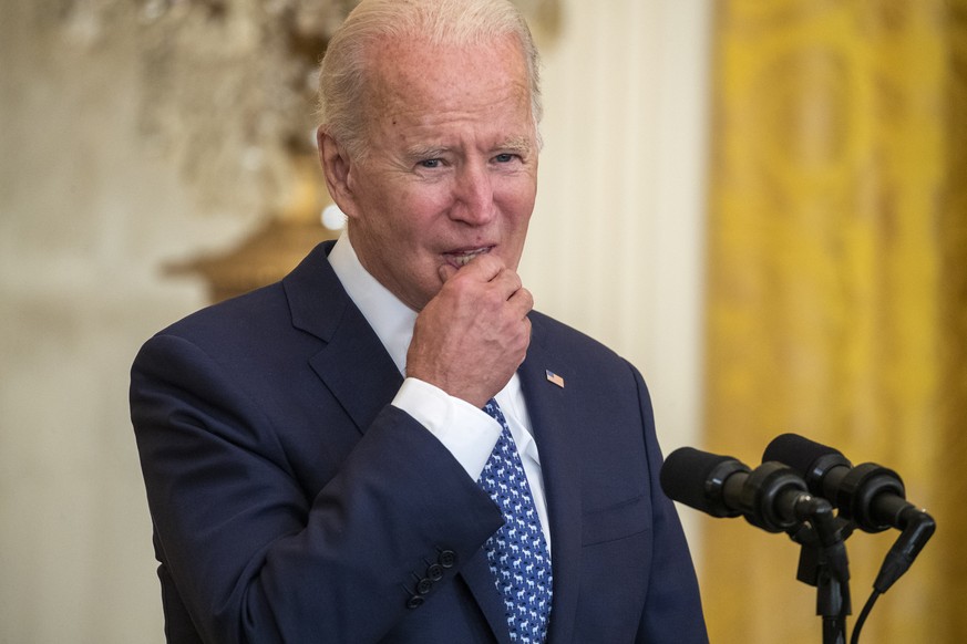 epa09455484 US President Joe Biden deliver remarks in honor of labor unions during an event in the East Room of the White House in Washington, DC, USA, 08 September 2021. EPA/SHAWN THEW