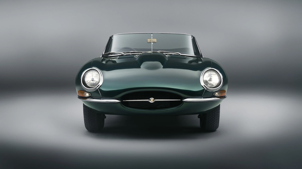 Called the E-Type Commemorative, these Series I cars are inspired by the Series III Commemorative Editions of which 50 were built in 1974 as part of the car’s final production run.
https://www.jaguar. ...