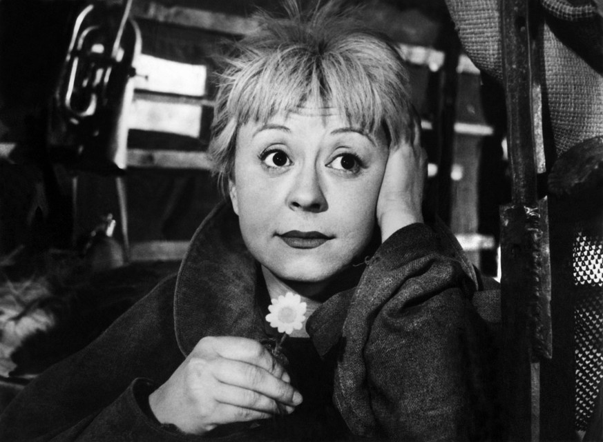 Giulietta Masina (1920-1994) in &quot;La Strada&quot; von Federico Fellini, aufgenommen im Jahr 1955. (KEYSTONE/Str) === ===