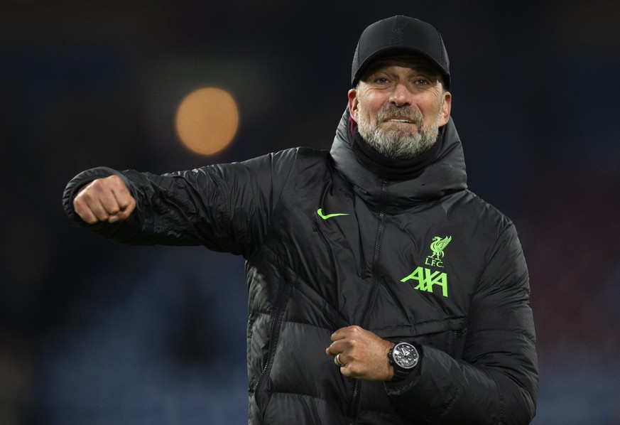 epa11044942 Juergen Klopp, manager of Liverpool, reacts after the English Premier League soccer match between Burnley FC and Liverpool FC, in Burnley, Britain, 26 December 2023. EPA/PETER POWELL EDITO ...