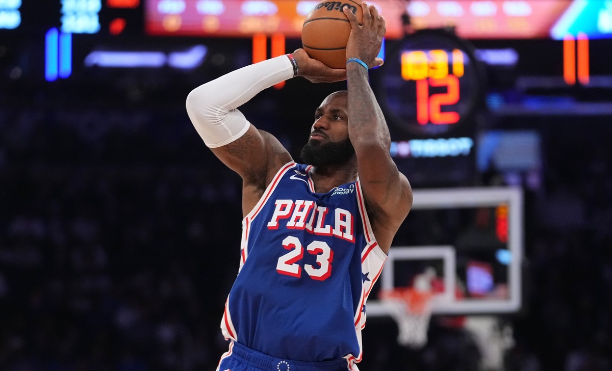 Philadelphia 76ers forward LeBron James shoots during the second half of an NBA basketball game against the New York Knicks Tuesday, Oct. 20, 2026, in New York. (AP Photo/Frank Franklin II)