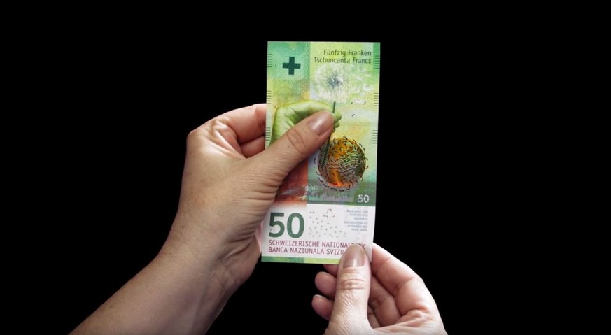 Die Hand, sowie die grosse Zahl 50 und der Schriftzug der Nationalbank heben sich tastbar ab.&nbsp;