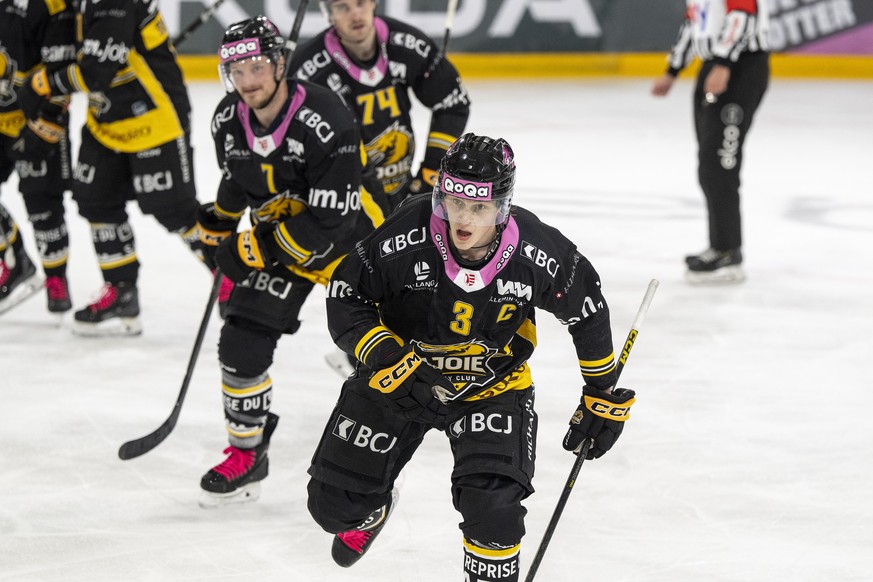 Anttoni Honka (HCA) feiert seinen Treffer zum 3-3 im Spiel der Eishockey National League zwischen HC Ajoie, HCA, und HC Lugano, HCL, vom Sonntag, 4. Oktober 2026 in Raiffeisen Arena in Pruntrut. (KEYS ...