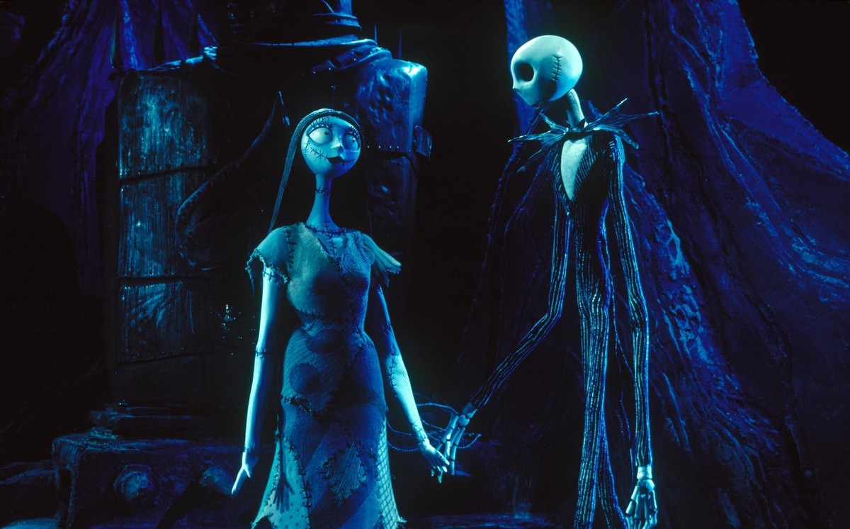 Catherine O'Hara and Chris Sarandon in Nightmare Before Christmas (1993)