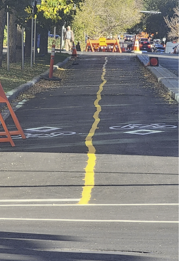 Die lustigsten Fails der Woche: Mittelstreifen für Velo