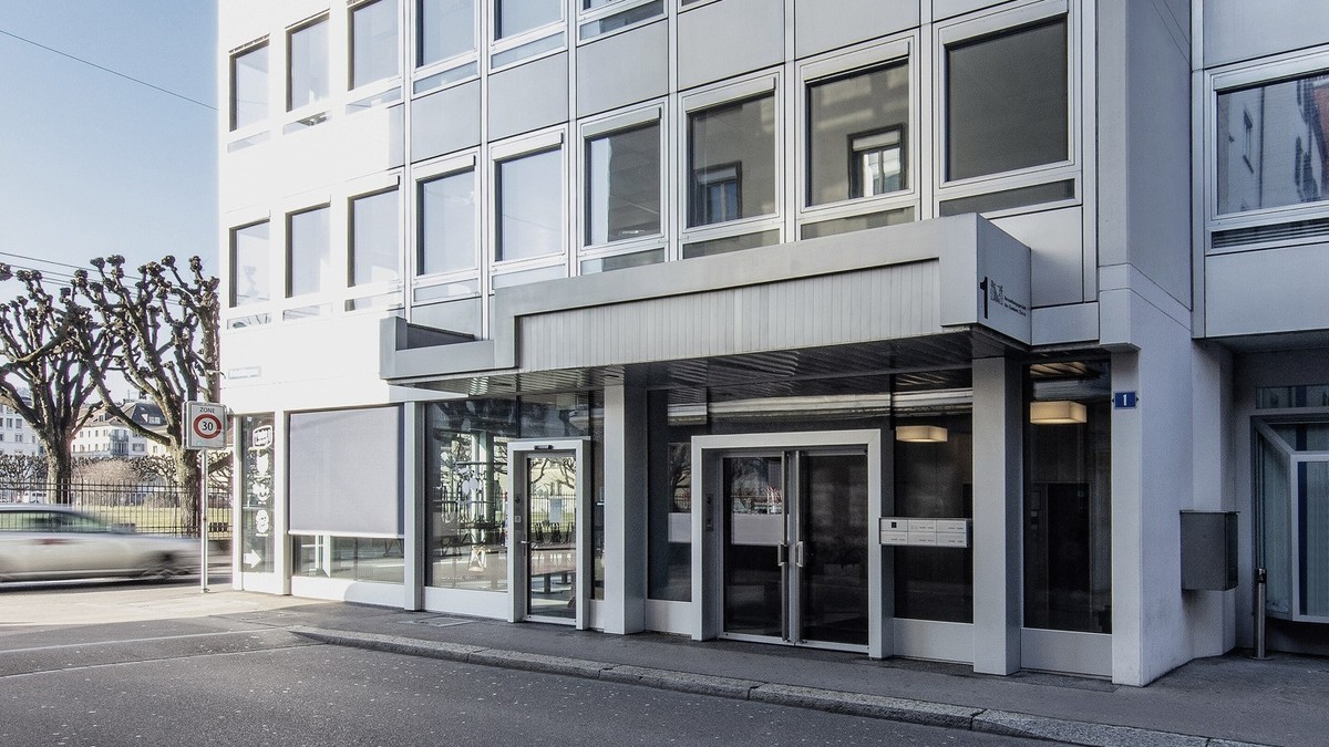 Zürcher Verwaltungsgericht Kanton Zürich
https://www.zh.ch/de/gerichte-notariate/verwaltungsgericht.html
via https://de.wikipedia.org/wiki/Datei:Verwaltungsgericht_Z%C3%BCrich.jpg