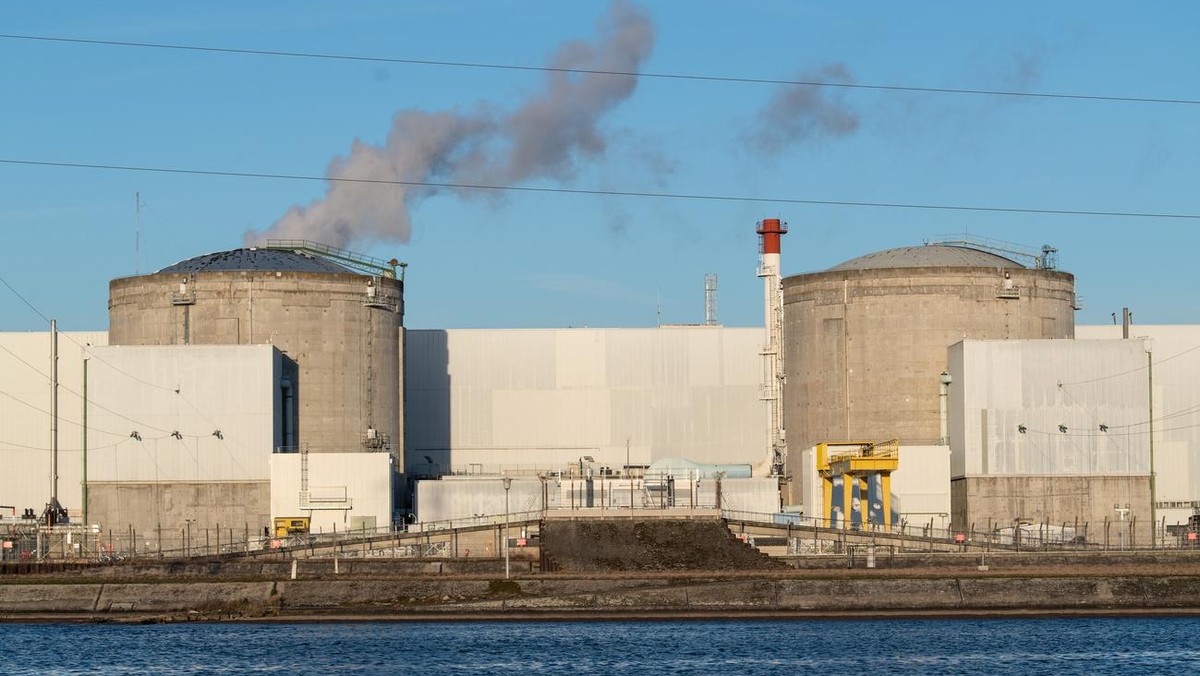 epa08236698 A general view of the Fessenheim Nuclear Power Plant at the Rhine River in Fessenheim, France, 22 February 2020. France will close its oldest nuclear complex by the end of June. The first  ...