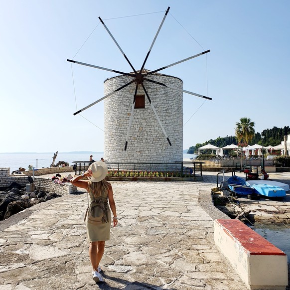 Typisches Griechenlandfoto mit einer Windmühle.