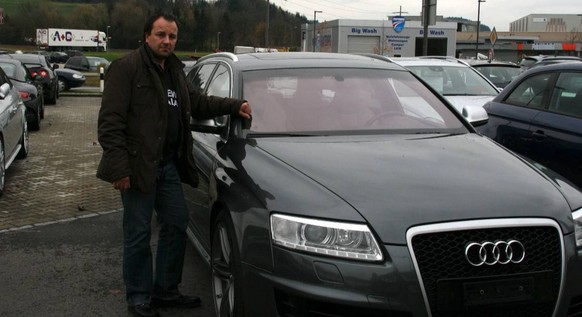 Riccardo Santoro Luxus-Autos Pleitier