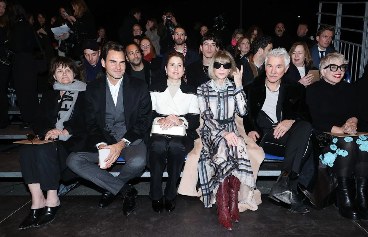 Bonne ambiance au front row.