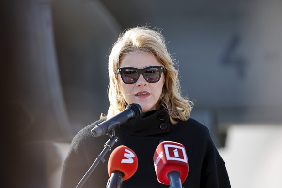 epa12888738 Latvian Prime Minister Evika Silina attends the landing of French Rafale F4 fighter jets assigned to the NATO Baltic Air Policing mission at Lielvarde Air Base, Latvia, 14 April 2026. Fran ...