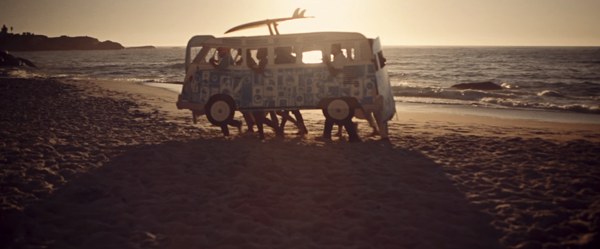 Lief im Sommer rauf und runter: Der Hippie-Bus von Dodo.