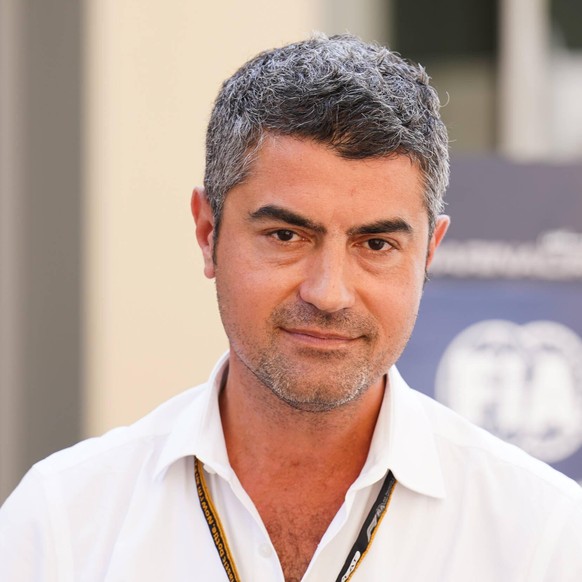 IMAGO / Every Second Media

ABU DHABI GRAND PRIX 2021, 11/12/2021 Yas Marina Circuit, Yas Island 11th December 2021 Michael Masi portrait during the FORMULA 1 ETIHAD AIRWAYS ABU DHABI GRAND PRIX 2021  ...