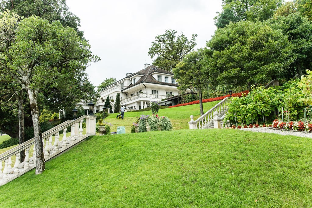 Depuis 2014, la «Villa Rose» à Meggen appartient au collectionneur d'art canadien Robert Landau.